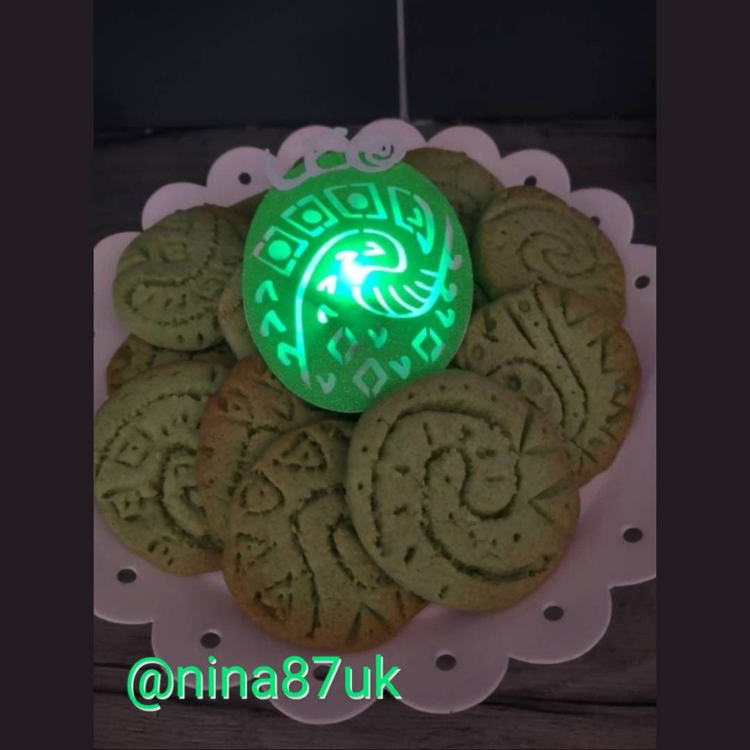 Moana Te Fitis Heart Cake Topper with Light Up LED Free Delivery
